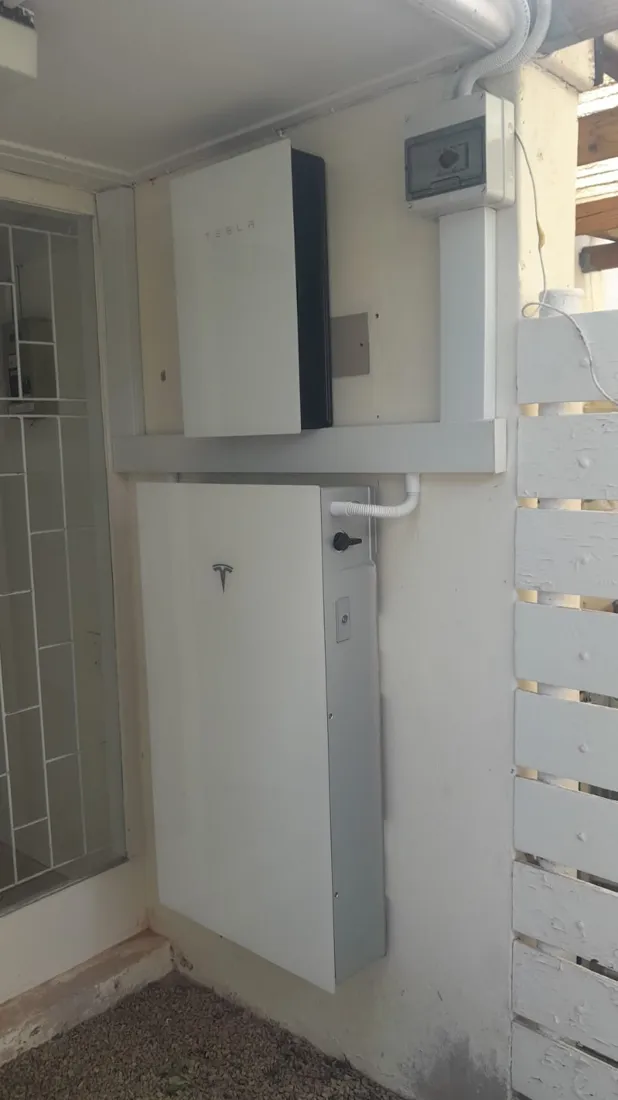 MLT Power solar and battery installation