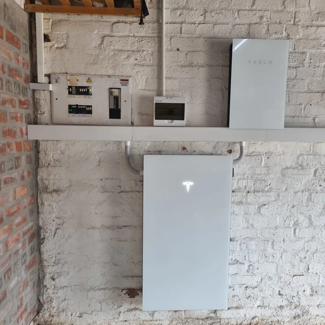 MLT Power solar and battery installation