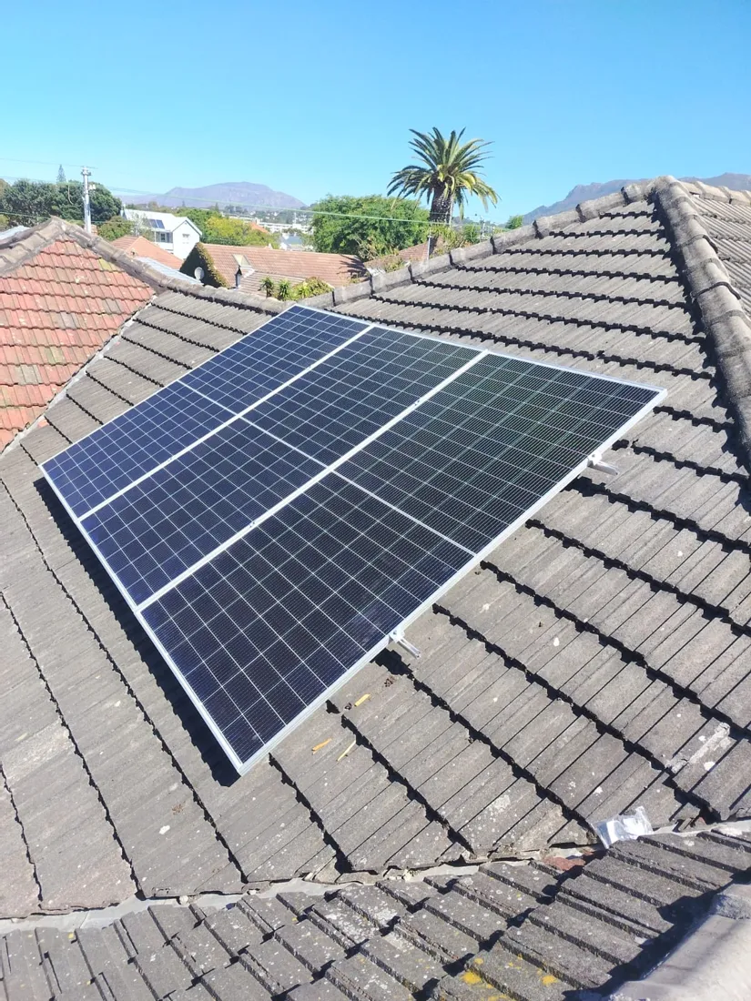 MLT Power solar and battery installation