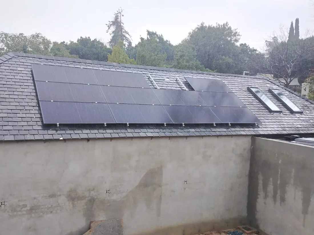 MLT Power solar and battery installation